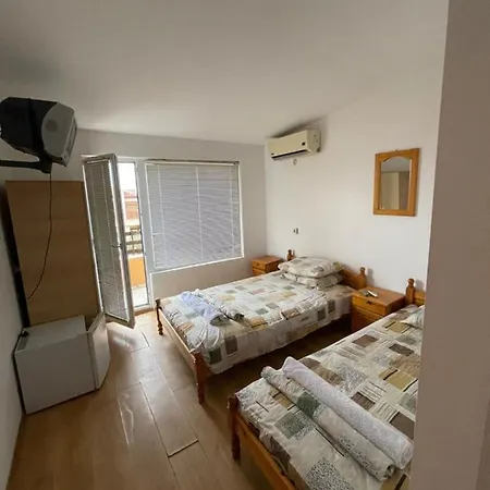 Orange House 3* סוזופול