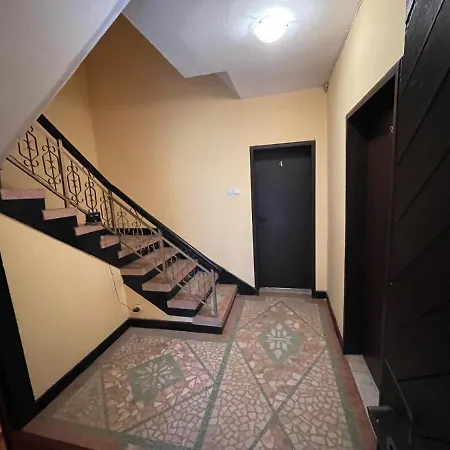 בית הארחה Orange House סוזופול