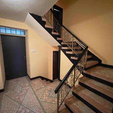 בית הארחה Orange House